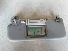 Load image into Gallery viewer, ALETTA PANTINA PARASOLE LATERALE SINISTRA CHEVROLET SPARK 1.0 B 50KW 2012 B10D1 - SPEDIZIONE INCLUSA