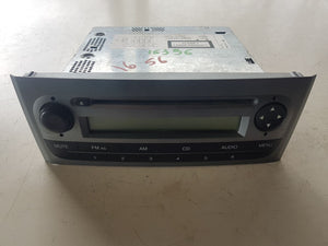 --	 7354812800 AUTORADIO RADIO FIAT GRANDE PUNTO 199 RICAMBIO USATO (NON FORNIAMO CODICE AUTORADIO, MA SOLO NUMERO DI TELAIO VEICOLO-SPEDIZIONE INCLUSA