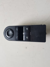 Load image into Gallery viewer, &lt; 13228706 COMANDO ALZAVETRO ANTERIORE SINISTRO OPEL ASTRA H 2006-SPEDIZIONE INCLUSA
