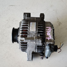 Charger l&#39;image dans la galerie, &lt; 27060-23030 ALTERNATORE TOYOTA YARIS 1.0 B 50KW 2004 102211-1680-SPEDIZIONE INCLUSA
