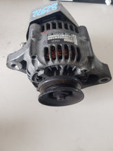 Charger l&#39;image dans la galerie, &lt; 17580-64012 101211-1290 ALTERNATORE AIXAM A721 KUBOTA Z402 400CC 2007 2011-SPEDIZIONE INCLUSA
