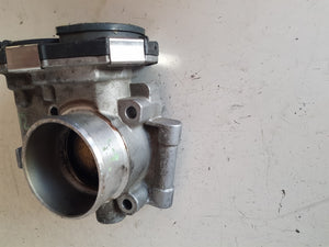 < 55562270 CORPO FARFALLATO VALVOLA A FARFALLA OPEL CORSA D 1.2 B 63KW 2010-SPEDIZIONE INCLUSA