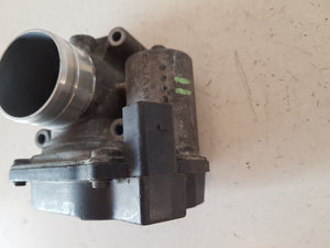 < 03D133062E CORPO FARFALLATO VALVOLA A FARFALLA VOLKSWAGEN POLO 1.2 B 51KW 2010 A2C53060088 BZG-SPEDIZIONE INCLUSA