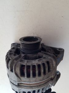 < 0124425057 ALTERNATORE OPEL CORSA D 1.2 B 63KW 2013 13222931-SPEDIZIONE INCLUSA