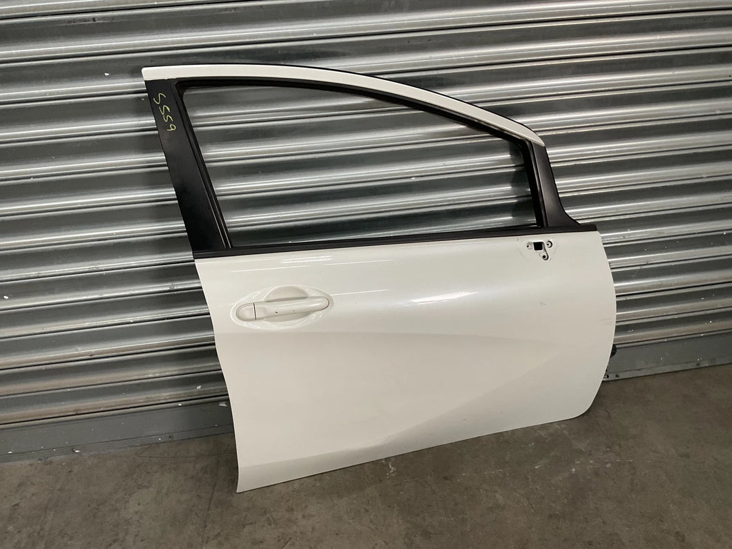 PORTA PORTIERA SPORTELLO ANTERIORE DESTRA Nissan Note E12 ANNO 2015-SPEDIZIONE INCLUSA