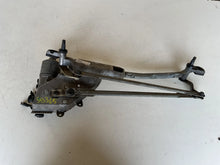 Carica l&#39;immagine nel visualizzatore di Gallery, 8A61-17500AE MOTORINO ASTA TERGICRISTALLO ANTERIORE FORD FIESTA 2010 3397021360-spedizioneinclusa
