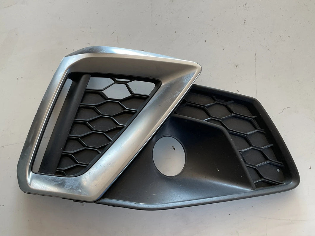 8W0807682AM GRIGLIA COVER PARAURTI ANTERIORE AUDI A4 B9 2020-SPEDIZIONE INCLUSA