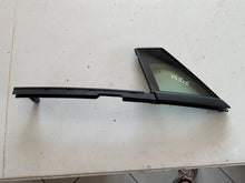 Carica l&#39;immagine nel visualizzatore di Gallery, 802633590R VETRO FISSO PORTA ANTERIORE SINISTRA RENAULT CAPTUR II 1.0 TCE B GPL 74KW ANNO 2022 H4D F480-SPEDIZIONE INCLUSA
