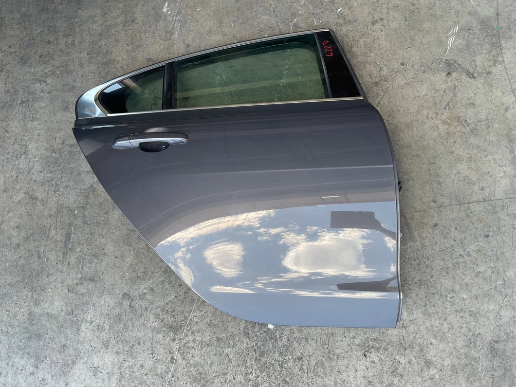 PORTA PORTIERA SPORTELLO POSTERIORE DESTRA Jaguar XE X760 2.0 D 180CV 132kW 204DT-SPEDIZIONE INCLUSA