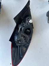 Carica l&#39;immagine nel visualizzatore di Gallery, 13269051 STOP FANALE POSTERIORE DESTRO OPEL CORSA D 2011 89318821 SPEDIZIONE INCLUSA
