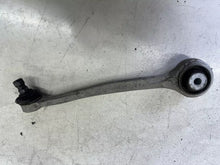 Carica l&#39;immagine nel visualizzatore di Gallery, 8W0407505F Braccio oscillante anteriore DESTRO superiore anteriore per Audi A4 A5 2.0 TDI 2020 - SPEDIZIONE INCLUSA
