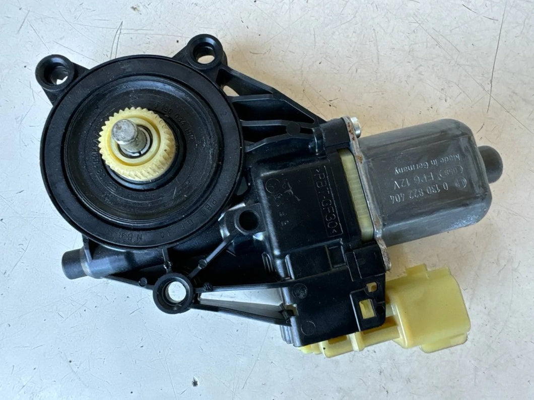 8A61-14A389-B MOTORINO ALZAVETRO ANTERIORE SINISTRO FORD FIESTA 1.2 B 60KW 2010 0130822404-SPEDIZIONE INCLUSA