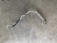 Load image into Gallery viewer, 88720-0H010C TUBO TUBAZIONE ARIA CONDIZIONATA TOYOTA AYGO 1.0 B 50KW 5M 5P (2010) RICAMBIO USATO - SPEDIZIONE INCLUSA
