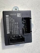 Carica l&#39;immagine nel visualizzatore di Gallery, AV6N-14B533-AF CENTRALINA PORTA ANTERIORE DESTRA FORD C-MAX 1.6 D 85KW 6M 5P 2014 - SPEDIZIONE INCLUSA
