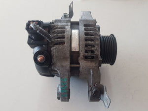 < 27060-0Q060 ALTERNATORE TOYOTA YARIS 1.0 B 51KW 2011 TG104210-9240 - SPEDIZIONE INCLUSA