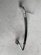 Carica l&#39;immagine nel visualizzatore di Gallery, 88703-YV010 TUBO TUBAZIONE CONDOTTO CLIMA ARIA CONDIZIONATA A/C TOYOTA AYGO 1.0 B 53KW 2019 - SPEDIZIONE INCLUSA
