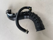Carica l&#39;immagine nel visualizzatore di Gallery, 8200500384A MANICOTTO TUBO ASPIRAZIONE FILTRO ARIA RENAULT MEGANE 1.5 D 78KW 2006 - SPEDIZIONE INCLUSA

