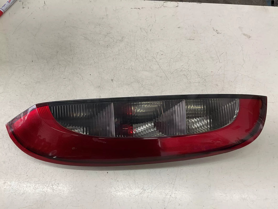 09114336 STOP FANALE POSTERIORE SINISTRO OPEL CORSA 2004 89302171 - SPEDIZIONE INCLUSA
