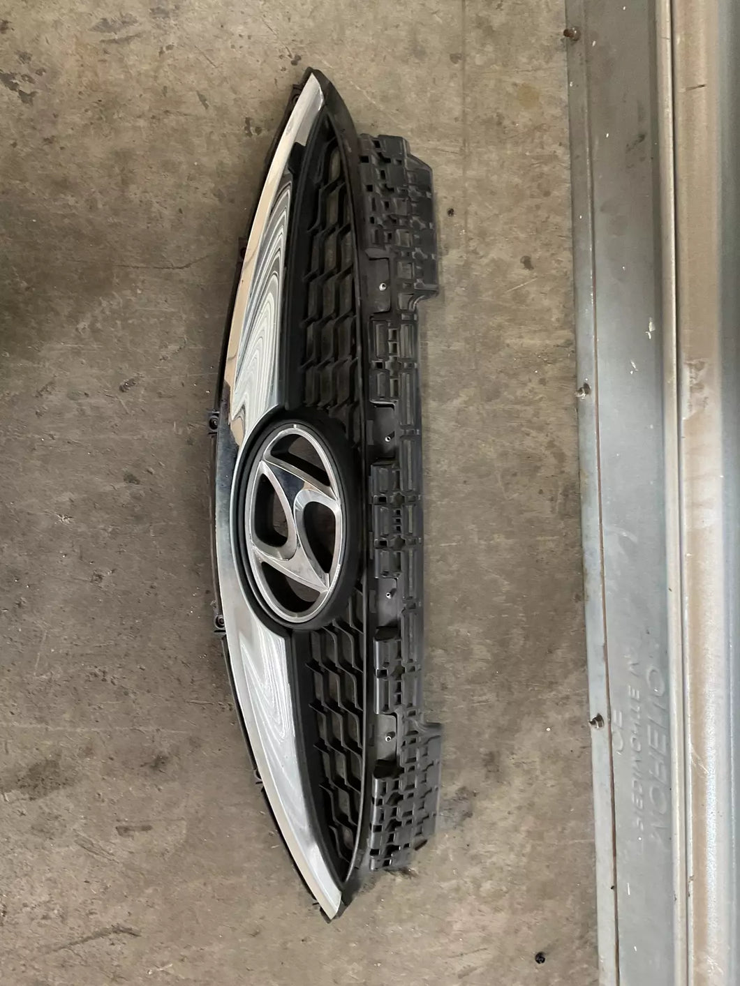 86351-1K010 GRIGLIA PARAURTI ANTERIORE HYUNDAI IX20 1.4 B 66KW 2014 - SPEDIZIONE INCLUSA