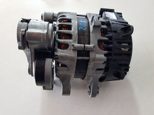 < 00522087180 ALTERNATORE PANDA HYBRID FIAT PANDA 312 1.0 B 51,50KW 200A 14V HYBRID ANNO 2022 7000KM 822016324 2740599A - SPEDIZIONE INCLUSA