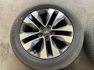 J68-3101010A SET DI 4 Cerchi in lega 215/55R18 DR 4.0 DR4 2022 5000KM 1 GOMMA CON SEGNI COME DA FOTO - SPEDIZIONE INCLUSA