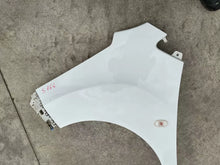 Carica l&#39;immagine nel visualizzatore di Gallery, PARAFANGO ANTERIORE SINISTRO CHEVROLET SPARK 2010 - SPEDIZIONE INCLUSA
