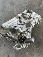 Load image into Gallery viewer, CAMBIO HONDA JAZZ 1.2 B 66KW 2011 L12B12 - SPEDIZIONE INCLUSA
