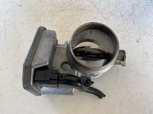Load image into Gallery viewer, 780437302 CORPO FARFALLATO VALVOLA A FARFALLA BMW X1 2.0 105KW 5P D 6M (2010) N47D20C - SPEDIZIONE INCLUSA
