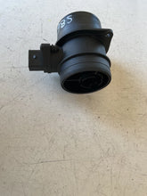 Carica l&#39;immagine nel visualizzatore di Gallery, 074906461B DEBIMETRO FLUSSOMETRO AUDI A3 2.0 D 103KW 140CV 2007 0281002461 - SPEDIZIONE INCLUSA
