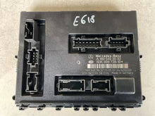 Load image into Gallery viewer, A1695453032 CENTRALINA SCATOLA PORTA FUSIBILI MERCEDES CLASSE A180 CDI W169 2.0 D 80KW 2009 5DK008728-10 - SPEDIZIONE INCLUSA
