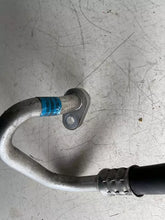 Carica l&#39;immagine nel visualizzatore di Gallery, 88703-YV010 TUBO TUBAZIONE CONDOTTO CLIMA ARIA CONDIZIONATA A/C TOYOTA AYGO 1.0 B 53KW 2019 - SPEDIZIONE INCLUSA
