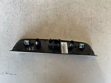 Carica l&#39;immagine nel visualizzatore di Gallery, A4518206710004 PULSANTE QUATTRO 4 FRECCE PER SMART Fortwo Coupé (W451) - SPEDIZIONE INCLUSA

