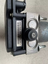 Load image into Gallery viewer, 46802215 CENTRALINA POMPA ABS FIAT PANDA 169 2003 2012 025231312 0265800306 - SPEDIZIONE INCLUSA
