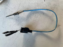 Carica l&#39;immagine nel visualizzatore di Gallery, 6G91-12B591-DA SENSORE DI TEMPERATURA GAS DI SCARICO FORD FOCUS 1.6 D 85KW 2013 - SPEDIZIONE INCLUSA
