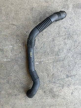 Carica l&#39;immagine nel visualizzatore di Gallery, A16952001 Tubo flessibile intercooler Mercedes-Benz A W169 2007 diesel 80 kW - SPEDIZIONE INCLUSA
