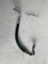 Carica l&#39;immagine nel visualizzatore di Gallery, 88703-YV010 TUBO TUBAZIONE CONDOTTO CLIMA ARIA CONDIZIONATA A/C TOYOTA AYGO 1.0 B 53KW 2019 - SPEDIZIONE INCLUSA
