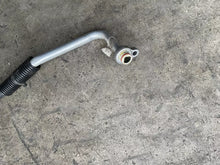 Carica l&#39;immagine nel visualizzatore di Gallery, TUBO TUBAZIONE CONDOTTO CLIMA ARIA CONDIZIONATA A/C FORD FOCUS C MAX 1.6 D 85KW 2012 T1DB - SPEDIZIONE INCLUSA

