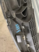 Carica l&#39;immagine nel visualizzatore di Gallery, 86351-1K010 GRIGLIA PARAURTI ANTERIORE HYUNDAI IX20 1.4 B 66KW 2014 - SPEDIZIONE INCLUSA
