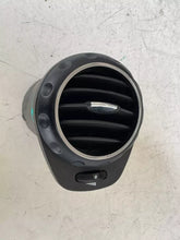 Carica l&#39;immagine nel visualizzatore di Gallery, Bocchetta aria areazione CRUSCOTTO Alfa Romeo 147 - SPEDIZIONE INCLUSA
