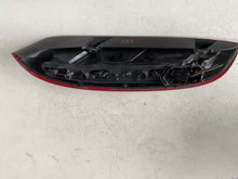 Carica l&#39;immagine nel visualizzatore di Gallery, STOP FANALE POSTERIORE DESTRO OPEL CORSA C 2004 - SPEDIZIONE INCLUSA
