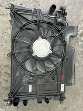 Carica l&#39;immagine nel visualizzatore di Gallery, 52093012 KIT RADIATORI COMPLETO JEEP RENEGADE 1.0 B 55KW 88KW 2020 - SPEDIZIONE INCLUSA
