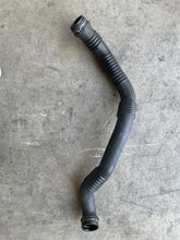 Carica l&#39;immagine nel visualizzatore di Gallery, A16952001 Tubo flessibile intercooler Mercedes-Benz A W169 2007 diesel 80 kW - SPEDIZIONE INCLUSA
