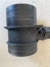 Carica l&#39;immagine nel visualizzatore di Gallery, 074906461B DEBIMETRO FLUSSOMETRO AUDI A3 2.0 D 103KW 140CV 2007 0281002461 - SPEDIZIONE INCLUSA
