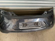 Carica l&#39;immagine nel visualizzatore di Gallery, PARAURTI POSTERIORE FORD KA 1.2 B 51KW 2014 169A4000 SEGNI PRESENTI COME DA FOTO - SPEDIZIONE INCLUSA

