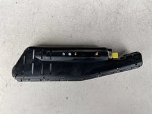 Carica l&#39;immagine nel visualizzatore di Gallery, 13250507 AIRBAG SEDILE SINISTRO PER OPEL Meriva B 3° Serie 2014 - SPEDIZIONE INCLUSA
