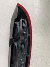 Carica l&#39;immagine nel visualizzatore di Gallery, 09114336 STOP FANALE POSTERIORE SINISTRO OPEL CORSA 2004 89302171 - SPEDIZIONE INCLUSA
