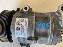 Carica l&#39;immagine nel visualizzatore di Gallery, 51883101 COMPRESSORE ARIA CONDIZIONATA CLIMA FIAT 500L 1.3 MJT 2014 DELPHI - SPEDIZIONE INCLUSA
