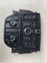 Carica l&#39;immagine nel visualizzatore di Gallery, 13362778 13288072 13360099 GRUPPO COMANDI AUTORADIO E CLIMA OPEL MERIVA B 2014 - SPEDIZIONE INCLUSA
