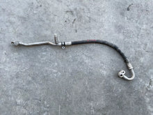 Carica l&#39;immagine nel visualizzatore di Gallery, 6Q082072 TUBO TUBAZIONE CONDOTTO CLIMA ARIA CONDIZIONATA A/C VOLKSWAGEN POLO 9N 1.2 B 51KW 2007 - SPEDIZIONE INCLUSA
