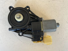 Carica l&#39;immagine nel visualizzatore di Gallery, 8A61-14A389-B MOTORINO ALZAVETRO ANTERIORE SINISTRO FORD FIESTA 1.4 D 51KW 2012 0130822404 - SPEDIZIONE INCLUSA
